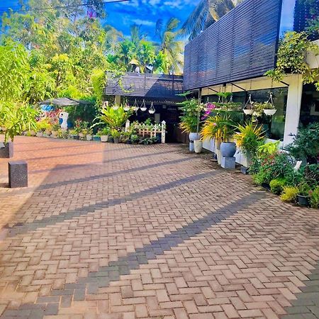 Pinidiya Resort Anuradhapura Buitenkant foto