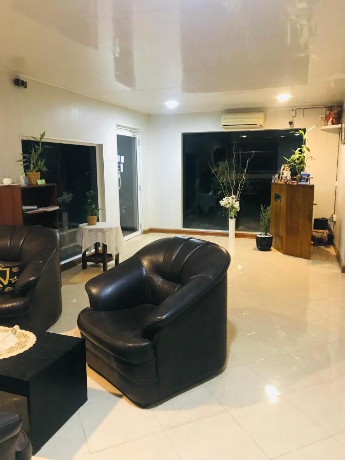 Pinidiya Resort Anuradhapura Buitenkant foto
