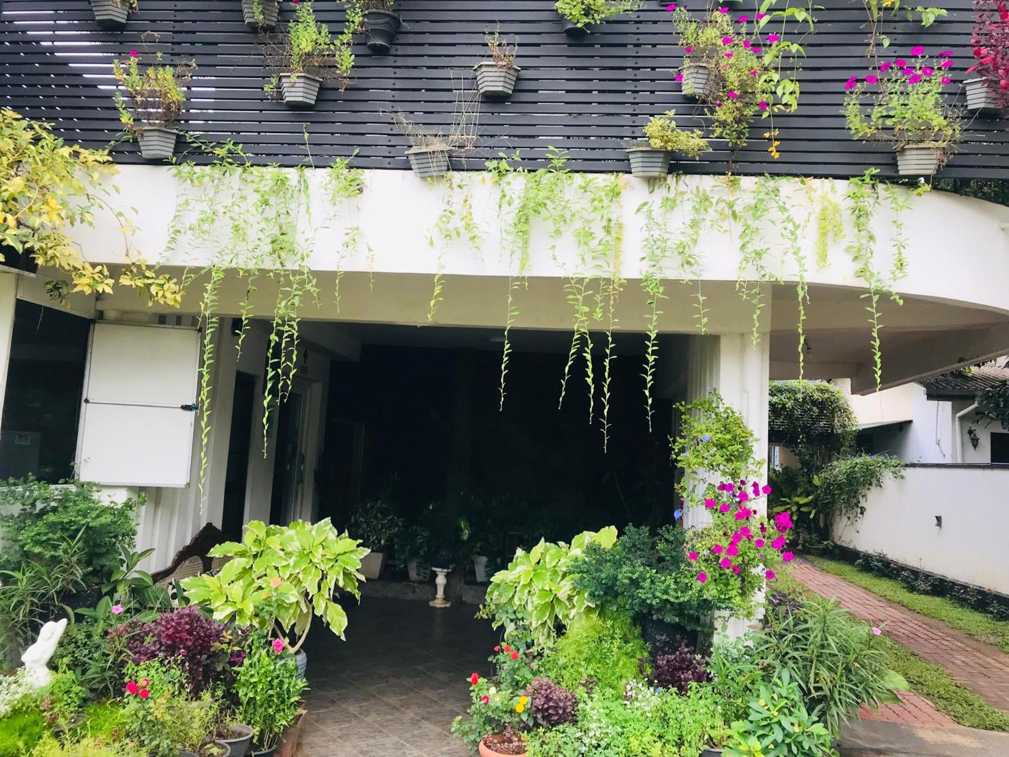 Pinidiya Resort Anuradhapura Buitenkant foto