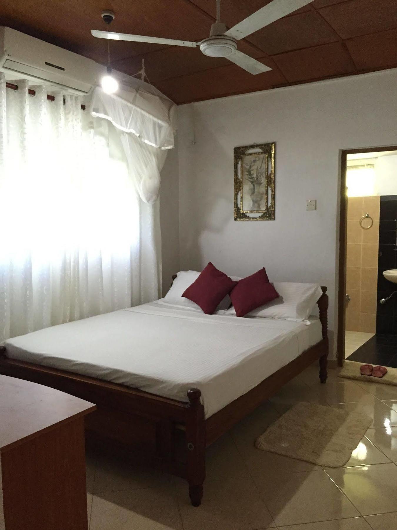 Pinidiya Resort Anuradhapura Buitenkant foto